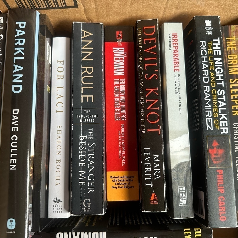 True crime books 3 for $30